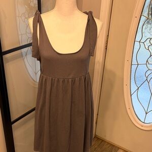 Wild Fable…Gray Sleeveless Casual Dress With Tie/Bow Details on Shoulders